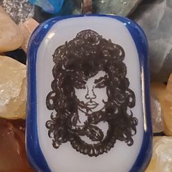 MEDUSA FUSED GLASS PENDANT 
