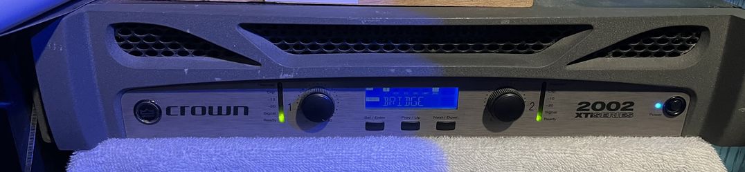 Crown XTi 2002 Power amplifier 
