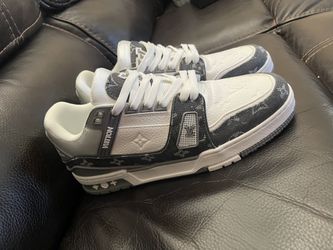 Men’s LV Trainers