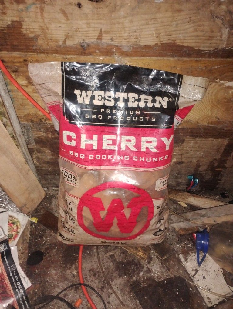 Western Cherry BBQ Cooking Chunks