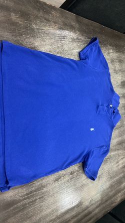 New blue polo Ralph Lauren. Size Medium