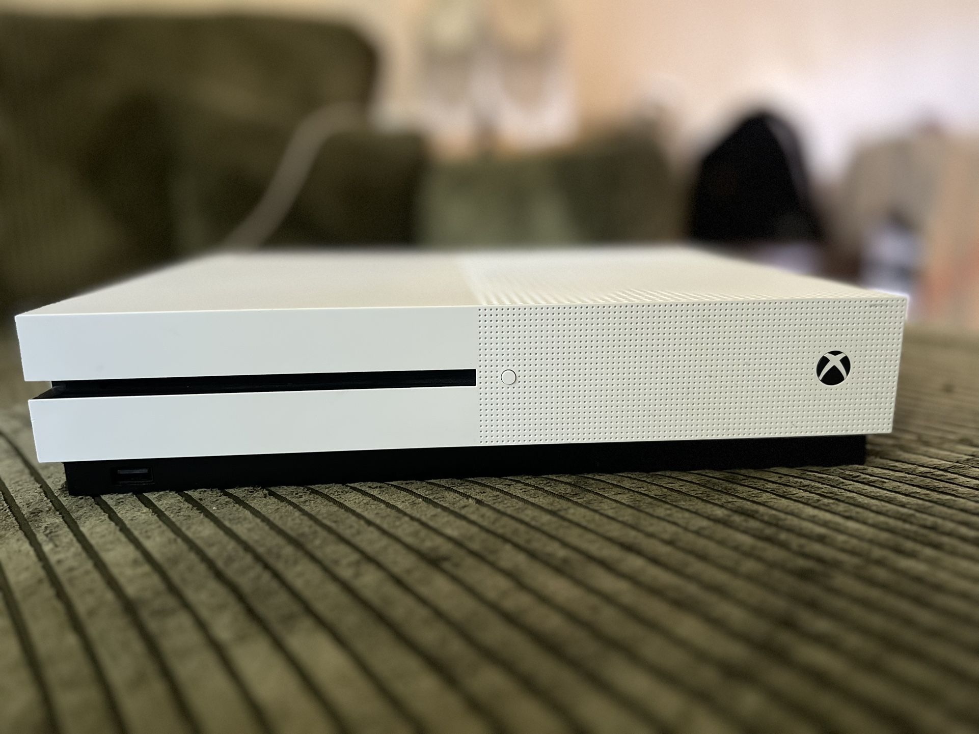 Xbox One S