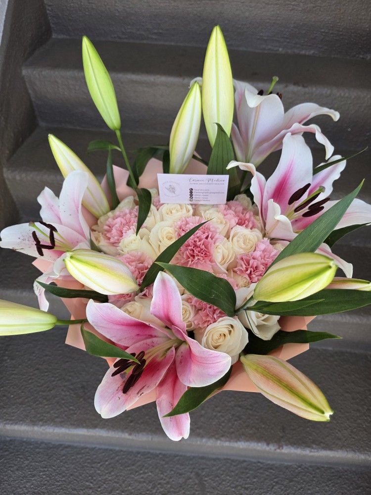 Lilies And Roses Bouquet