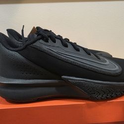 Nike Precision VII - Men's 9 - New With Box 