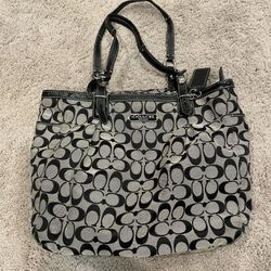 Black and Grey Canvas Zippered Faux Coach Handbag Hand Bag Purse & Wallet