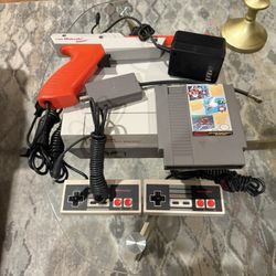 Original Nintendo (NES) Gaming System