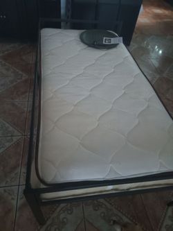 Delano $100 twin bed