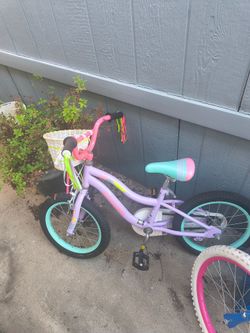 Girls bike
