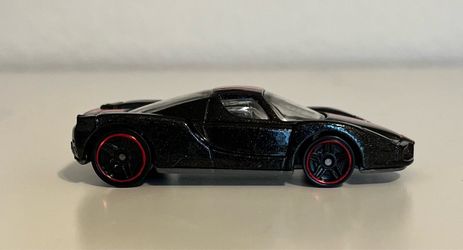 Hot Wheels Ferrari Enzo Die-Cast Car