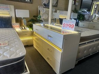 Brand New queen LED bedroom set