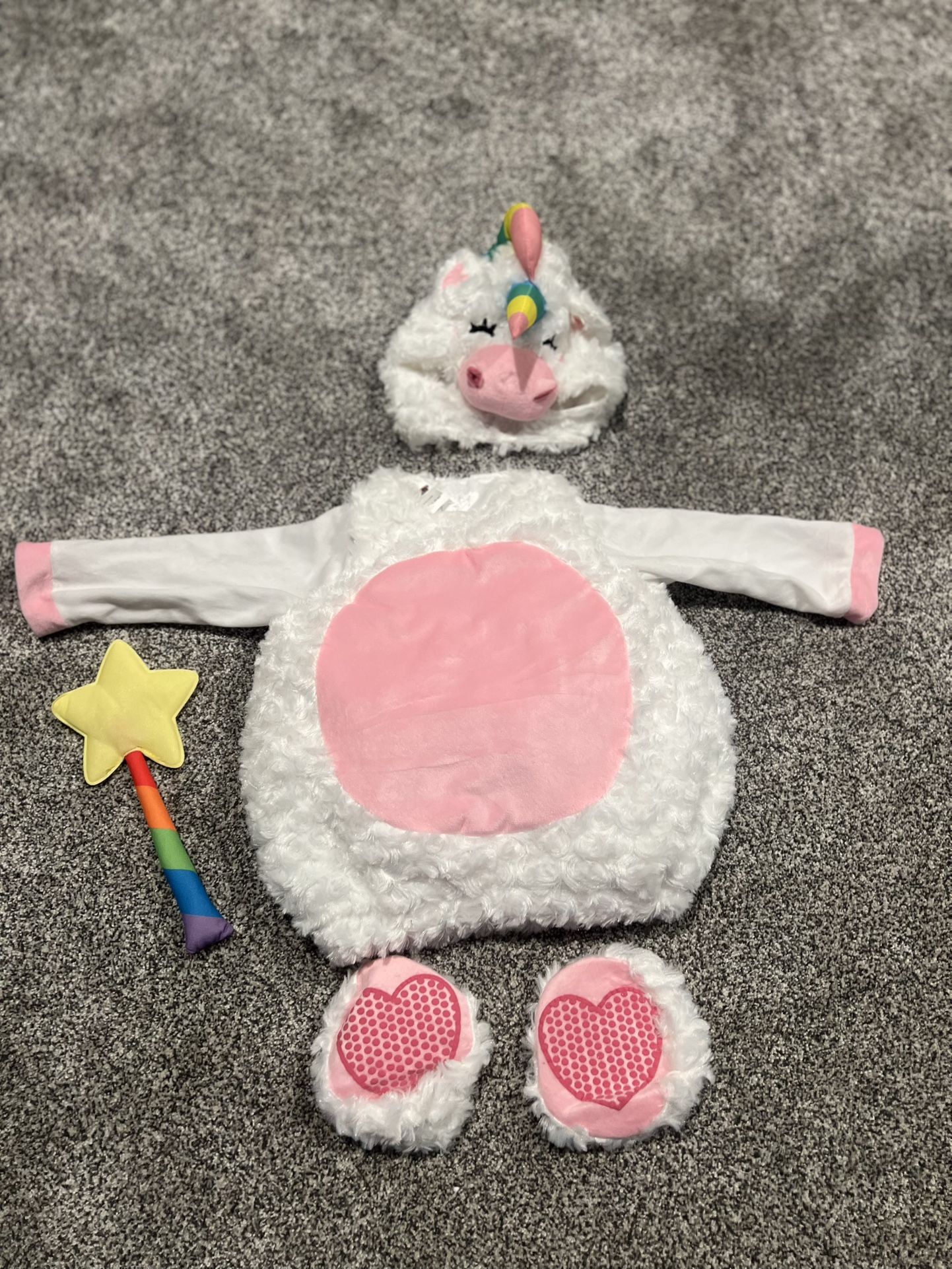 Spooktacular Creations Baby Unicorn costumes great for birthday, Halloween. Brand new never worn still in package 18-24 months