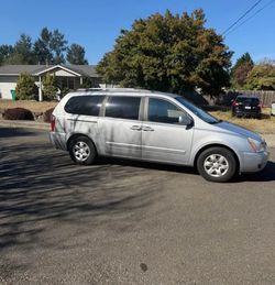 2009 Kia Sedona mini van