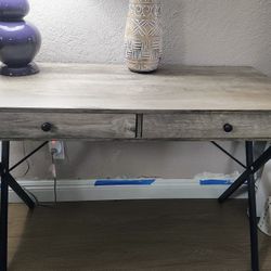 Desk  Slight Used