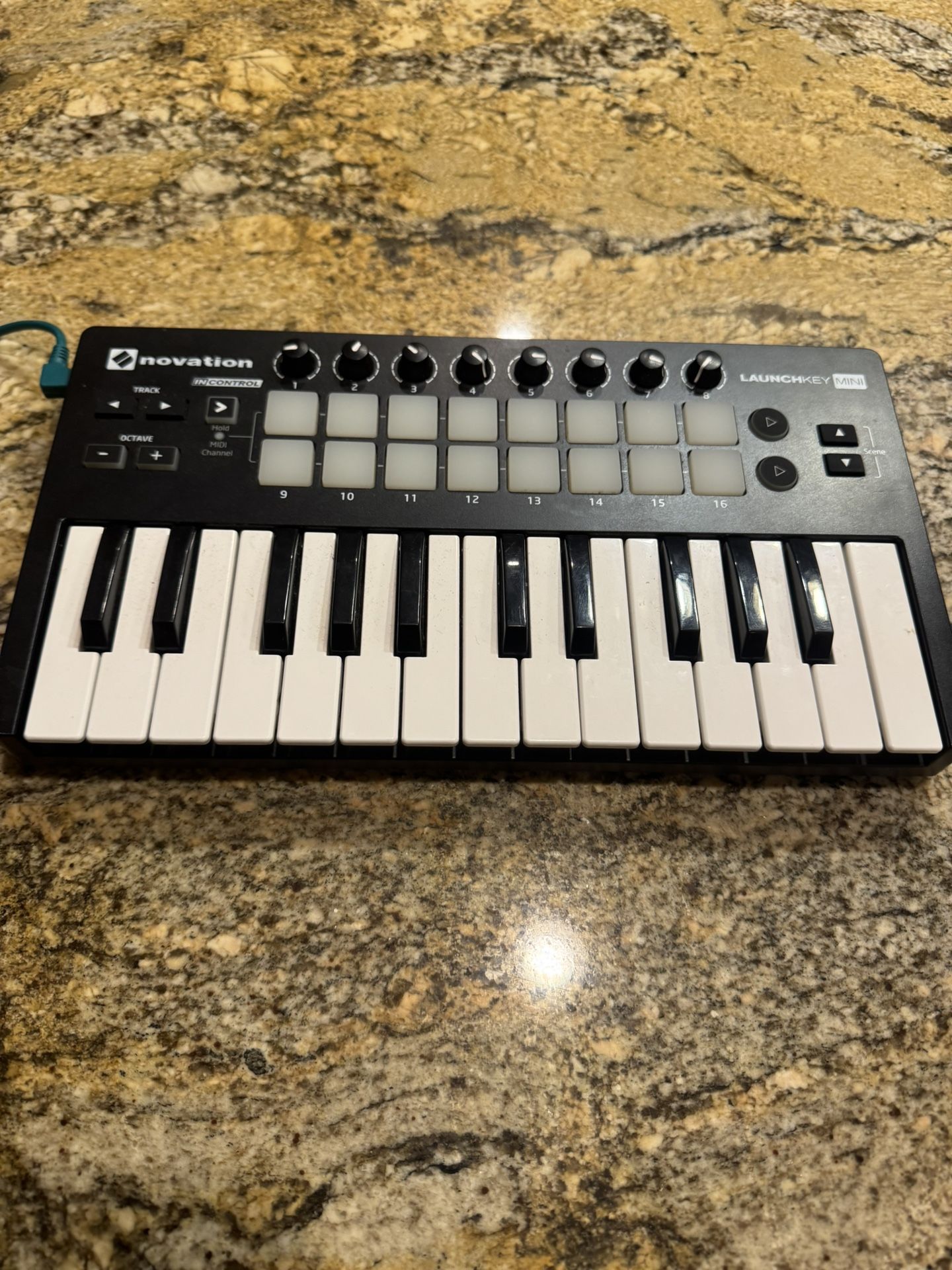 novation launchkey mini mk2