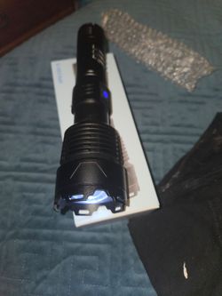 Lámpara de mano 🫱 recargable y USB