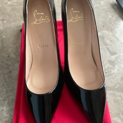 Women’s Red Bottoms Size 10