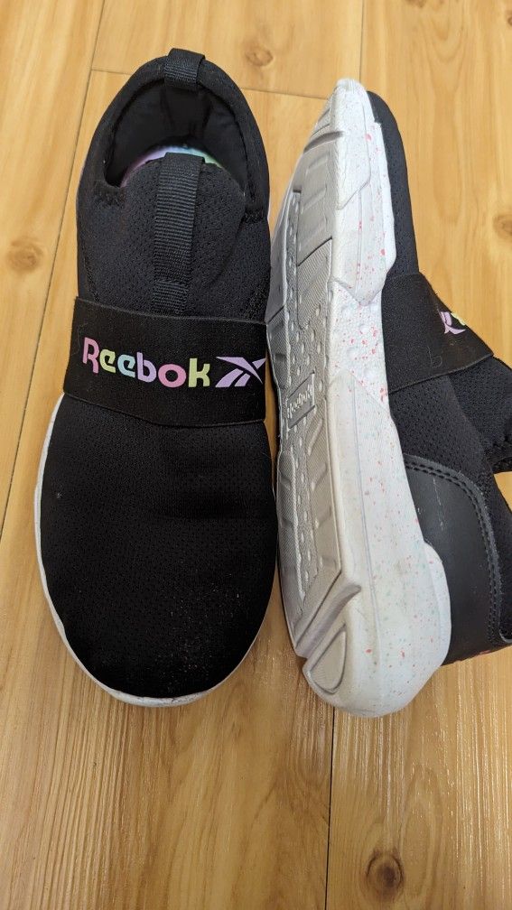 Reebok Size 6 Womens