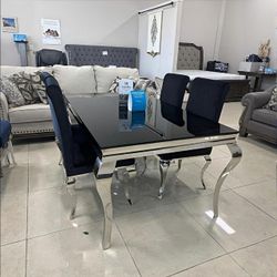 Black Glass Dining Table with 4 Chairs