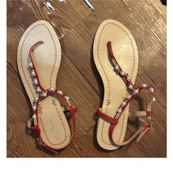Forever Women's Red Gold Beaded Strappy Buckle Flat Sandals Casual Summer Size 9