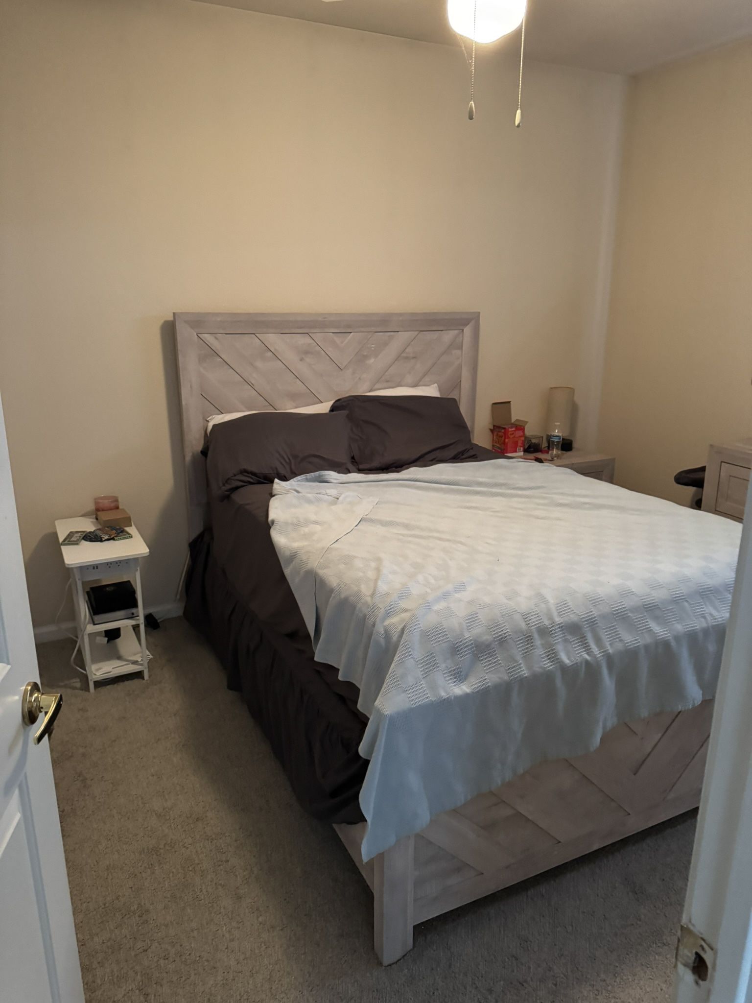 Bedroom Set For Sale 