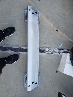  Tesla Model 3 Rear Rebart 