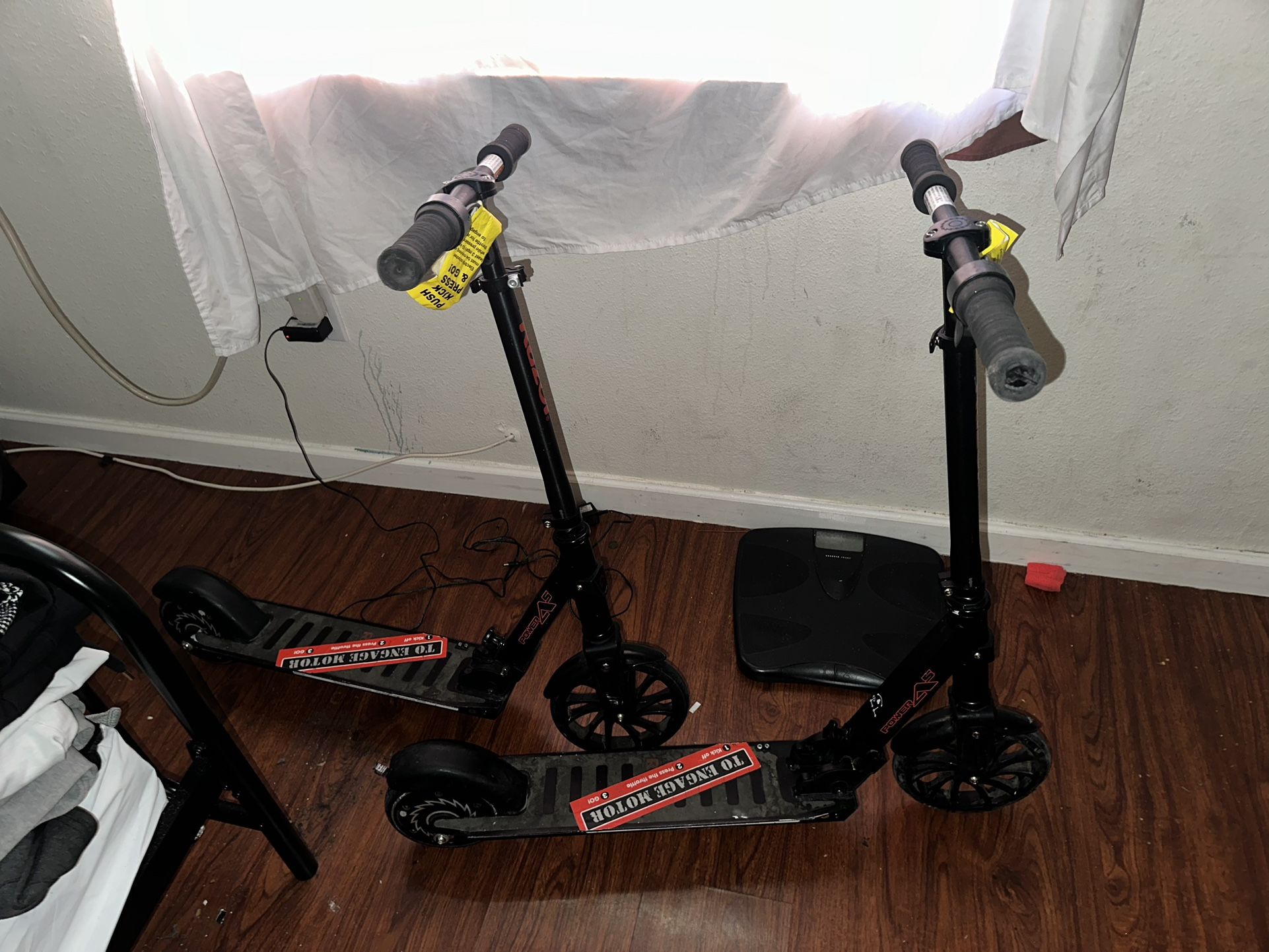 Razor Power A5 Black Label Folding Electric Scooter