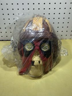 Brand New (Deadpool and Wolverine (HEADPOOL) popcorn bucket)