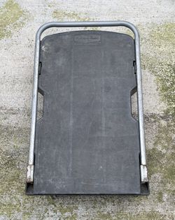 Rubbermaid Triple Trolley Folding Handle Dolly/Cartwheels, 500 lbs Capacity