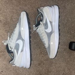 Nike Waffle One Size 8 M