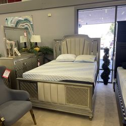 Chevanna Platinum Queen Uph. Panel Bedroom Set / 4pc