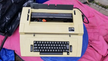 FREE Juki Sierra typewriter model 3500
