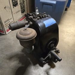 Briggs and Stratton Model NP Doodle Bug Kick Start Engine