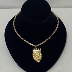 Stunning 24” 14k Gold Chain & Lion Charm 28.31g