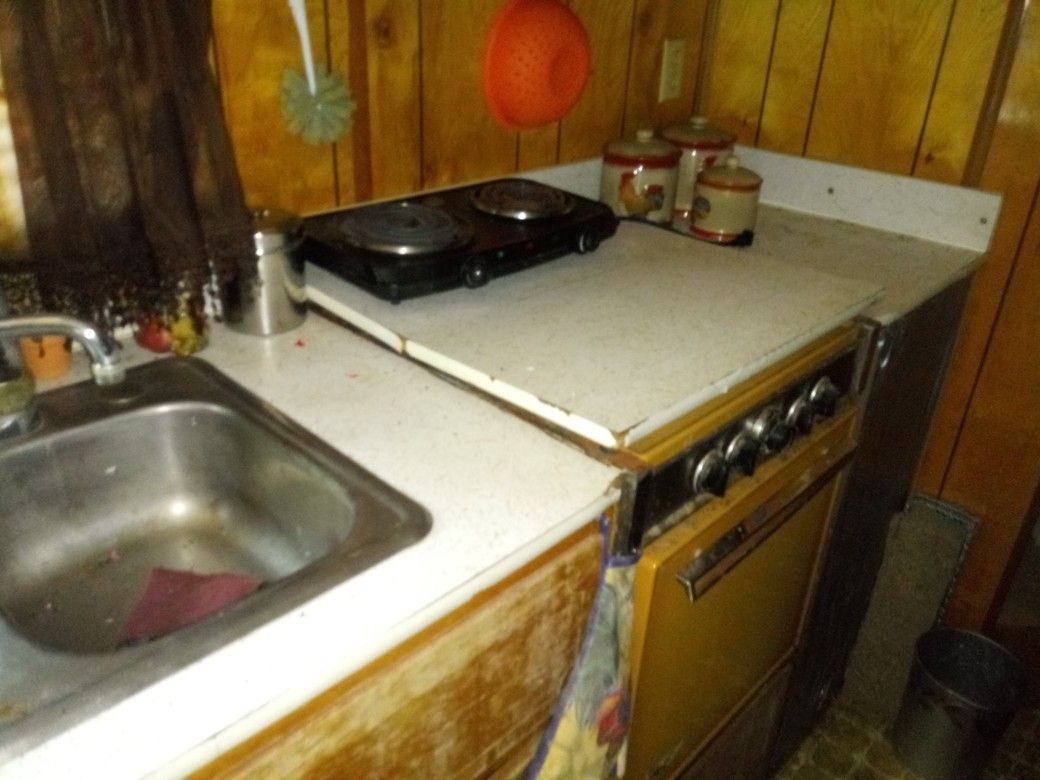 16 ft older camper for Sale in Asheboro, NC OfferUp