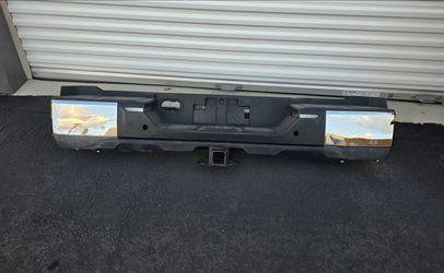 Toyota Tundra 2022-2026 Rear Bumper Defensa Trasera Para Choques