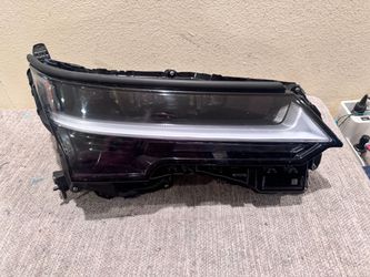 2024 to 2026 LEXUS GX HEADLIGHT RH