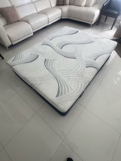 FREE Queen Size mattress