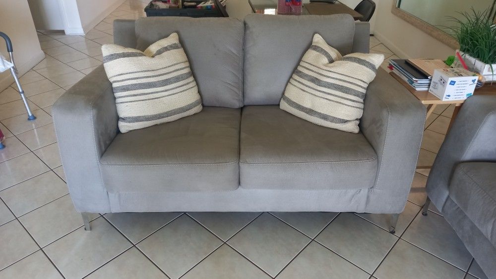Sofa Set