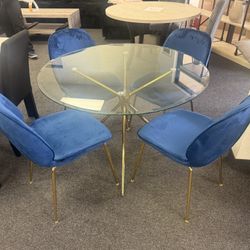Dining Table With 4 Chairs 