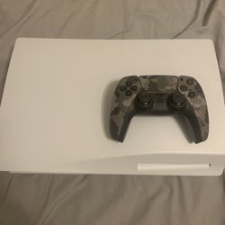 Ps5 and Controller 