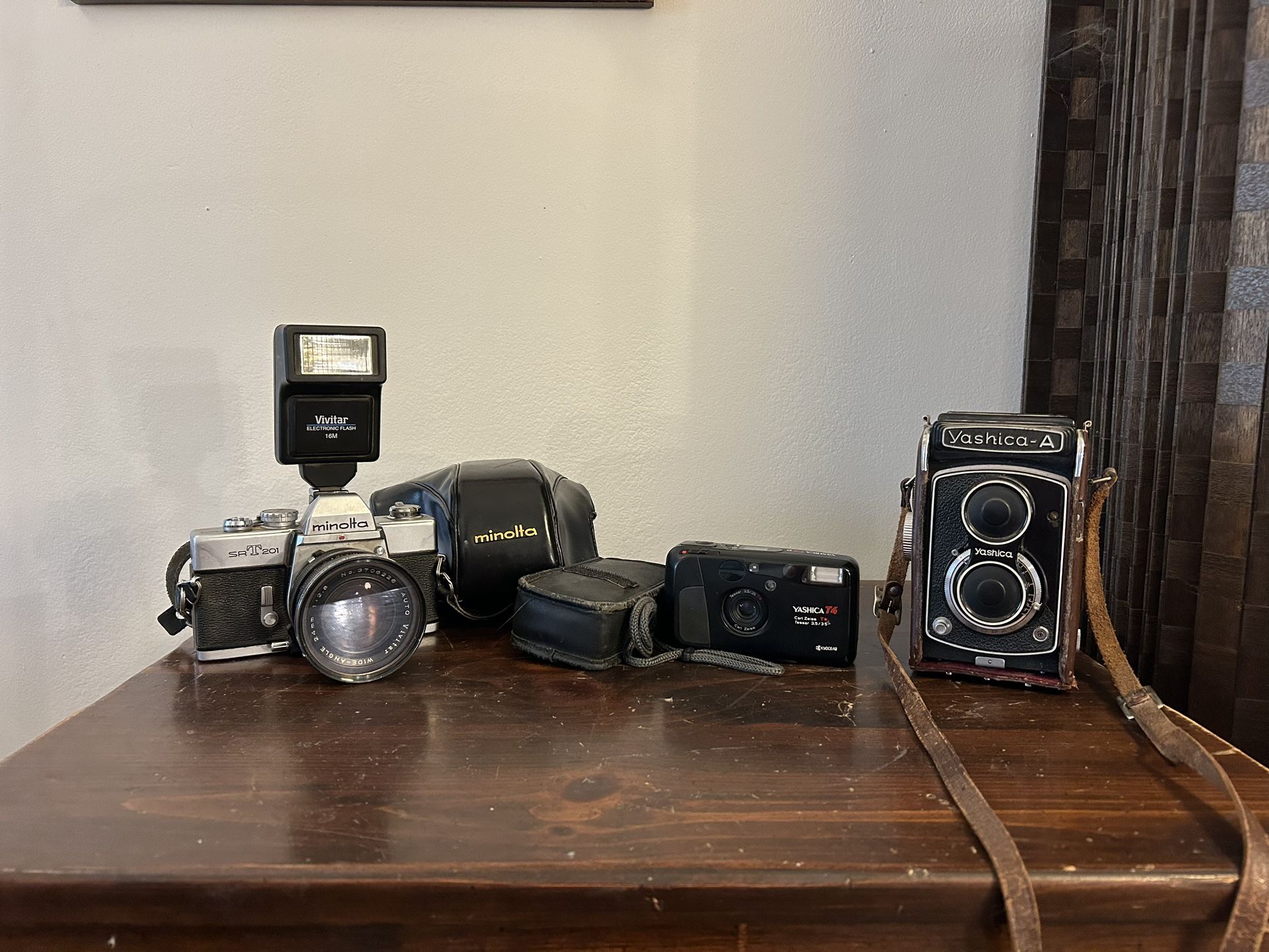 Large Lot Of Old Black And White Photo Equipment