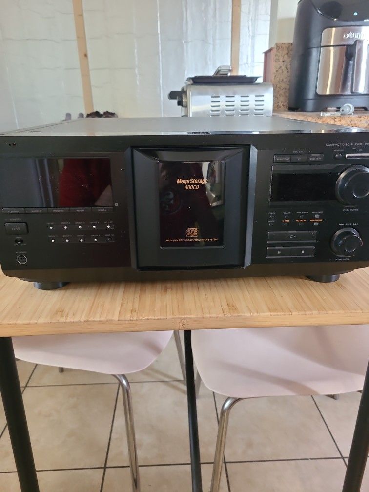 Sony CDP CX-400 Mega Storage CD Player