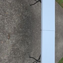 White Foldable Table