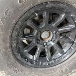 Rims & Tires A Whole Set Same Thread Good Condition 