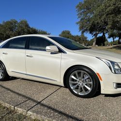 2013 Cadillac XTS Luxury 74K Miles!