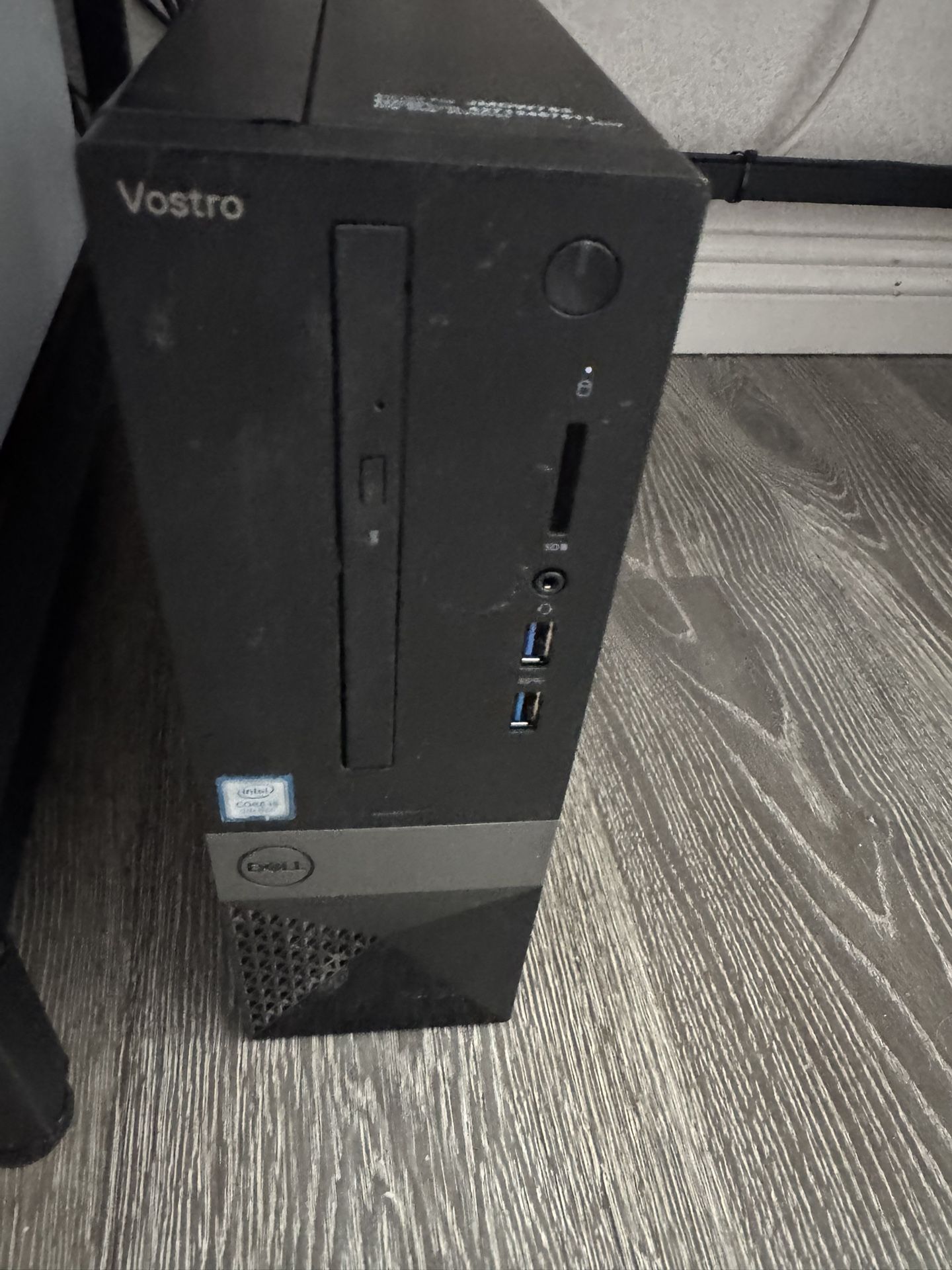 Dell Vostro 3471 SFF Computer, I5-9400, 8 GB DDR4, 240 GB SSD, WiFi And BT, Windows 11 Pro