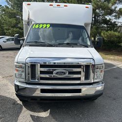 2012 Ford E-350