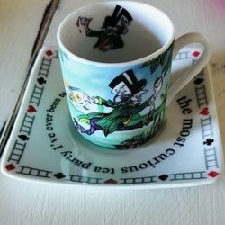 Alice In Wonderland Tea Party Set