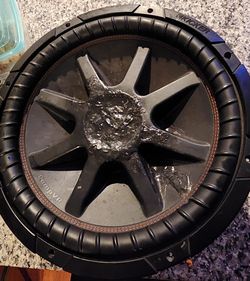 Kicker Comp VR 15