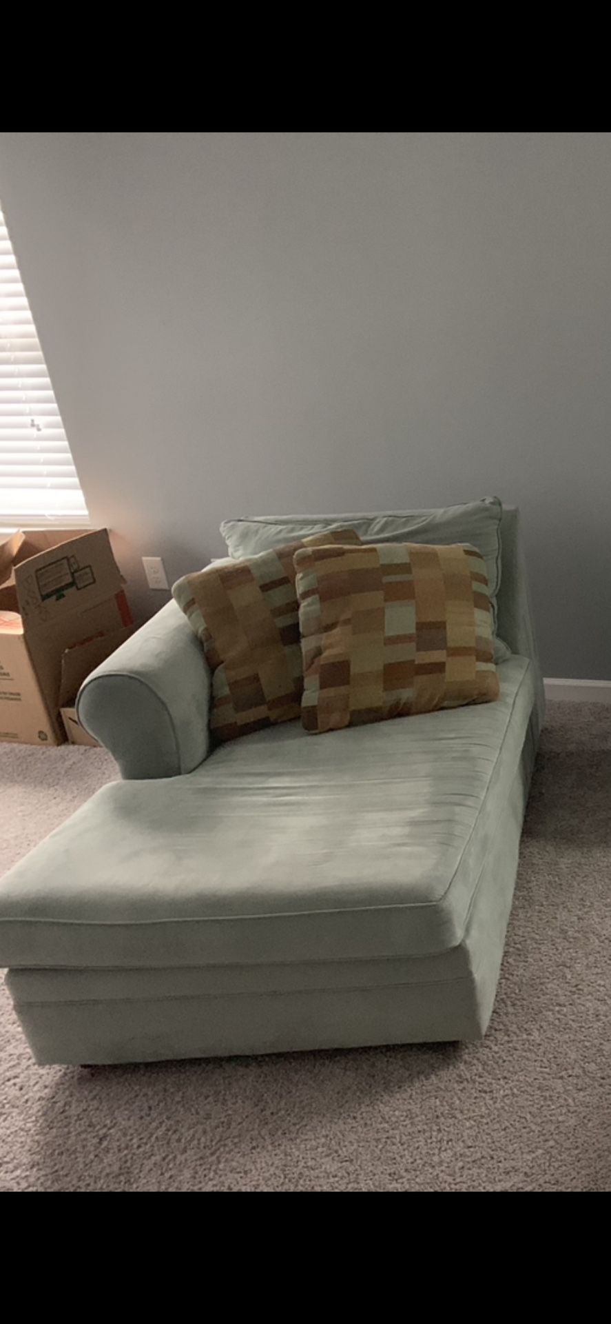 Microfiber Chaise Lounge Set W/4 Pillows